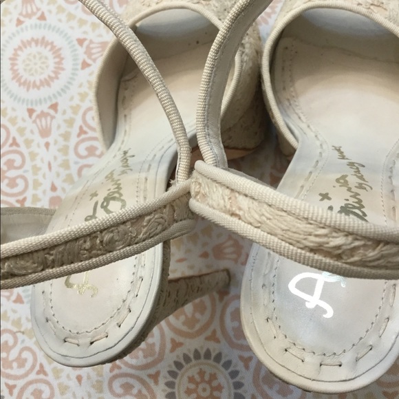 Alice & Olivia Embroidered Cream Color Platform